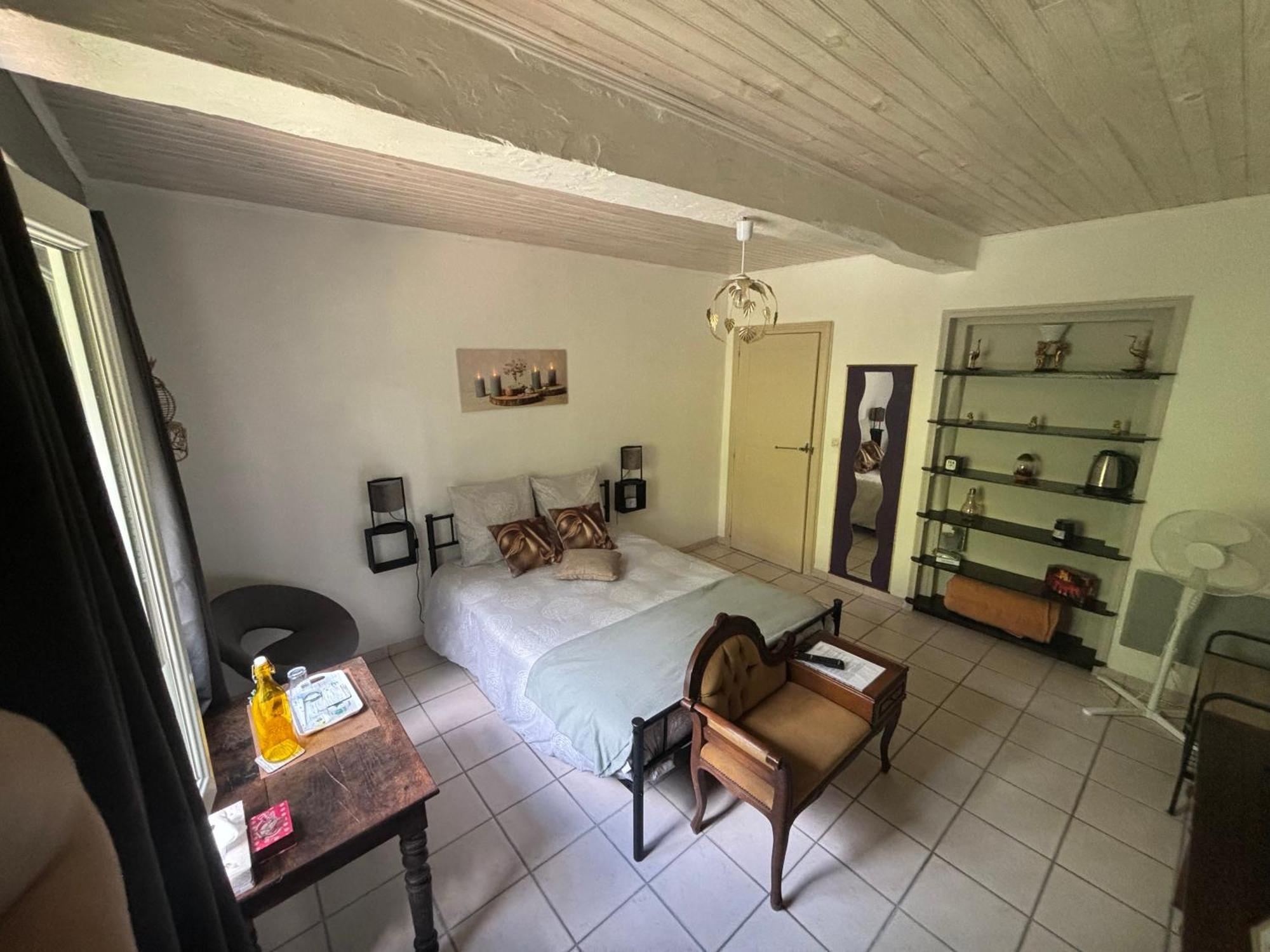 Bed and Breakfast Domaine Pierrot Laujuzan Exterior foto