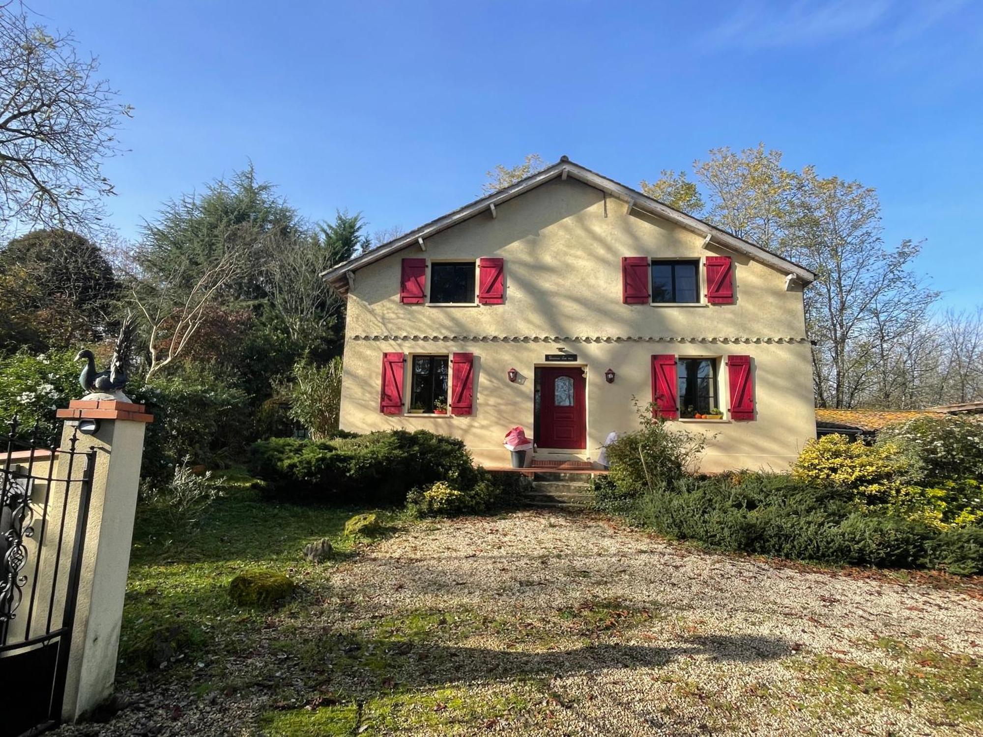 Bed and Breakfast Domaine Pierrot Laujuzan Exterior foto